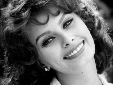 Sophia Loren biografia