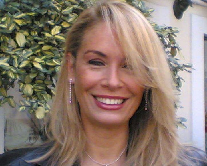 Tiziana Pini biografia